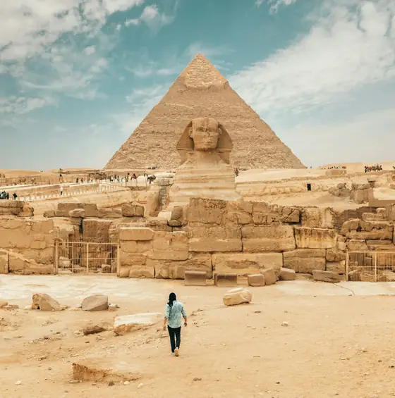 Esfinge e pirâmide de Gizé, no Cairo